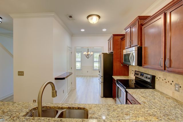 128 Balsam Circle, Summerville, SC 29485