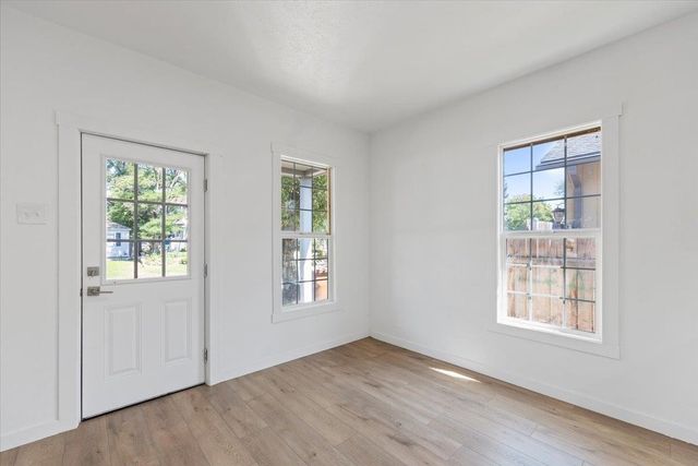 1708 E Mallon Ave, Spokane, WA 99212