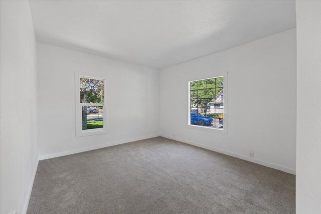 1708 E Mallon Ave, Spokane, WA 99212