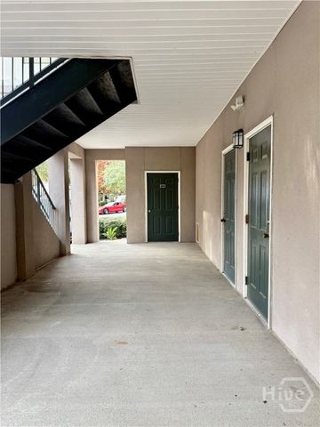 1612 Whitemarsh Way, Savannah, GA 31410