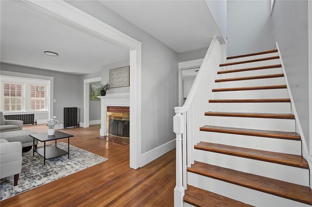 62 Dunbar Avenue, East Providence, RI 02904