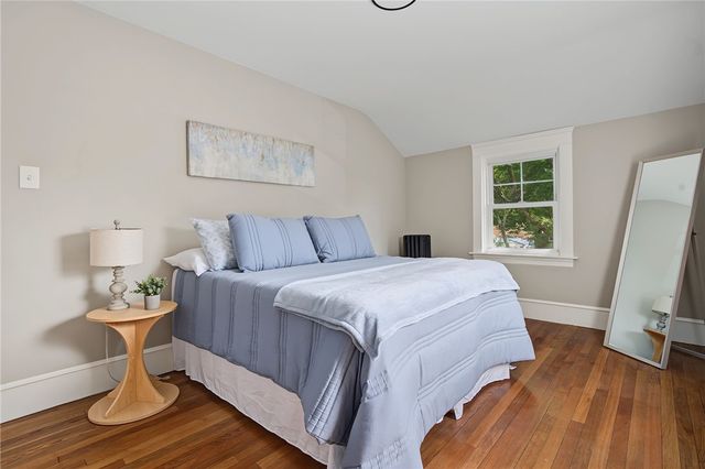 62 Dunbar Avenue, East Providence, RI 02904