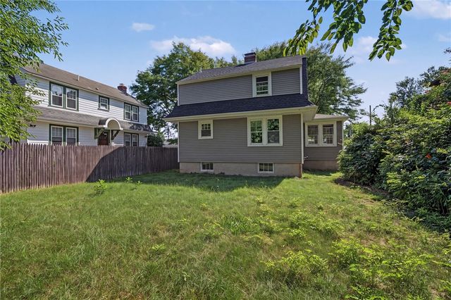 62 Dunbar Avenue, East Providence, RI 02904
