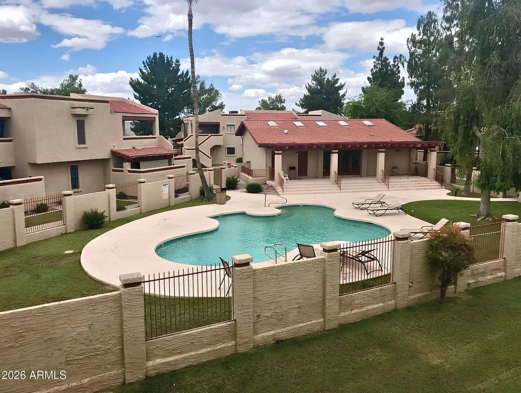 850 S RIVER Drive 2051, Tempe, AZ 85281
