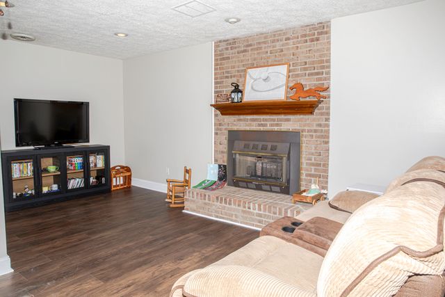 156 Cold Springs Drive, Stanford, KY 40484