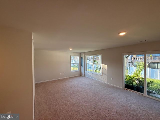 3715 ALLINGTON CT, Fredericksburg, VA 22408
