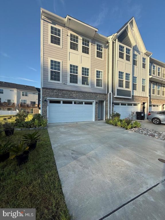 3715 ALLINGTON CT, Fredericksburg, VA 22408