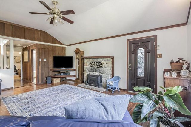 1045 Forest Way, Brookdale, CA 95007