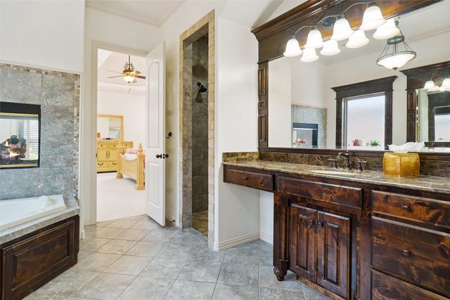 9100 Belshire Drive, North Richland Hills, TX 76182