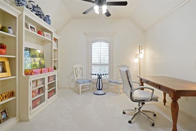 9100 Belshire Drive, North Richland Hills, TX 76182