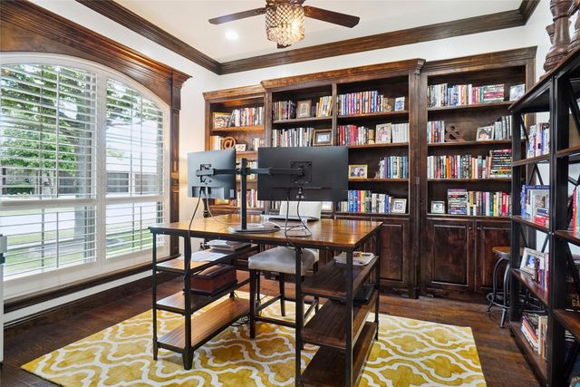 9100 Belshire Drive, North Richland Hills, TX 76182