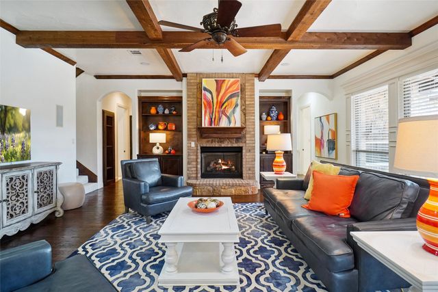 9100 Belshire Drive, North Richland Hills, TX 76182