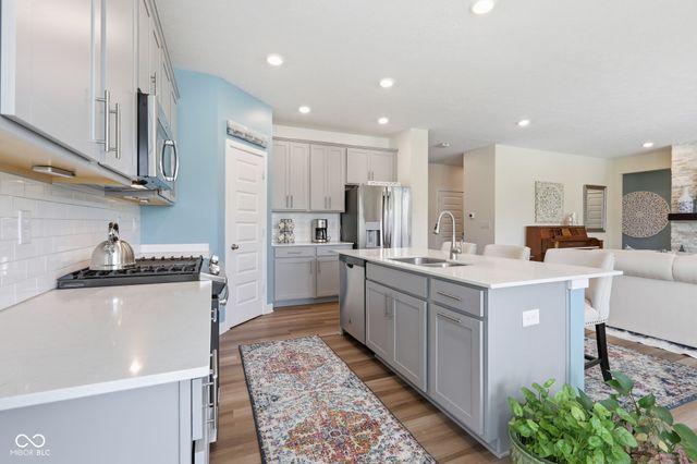 10849 Liberation Trace, Noblesville, IN 46060