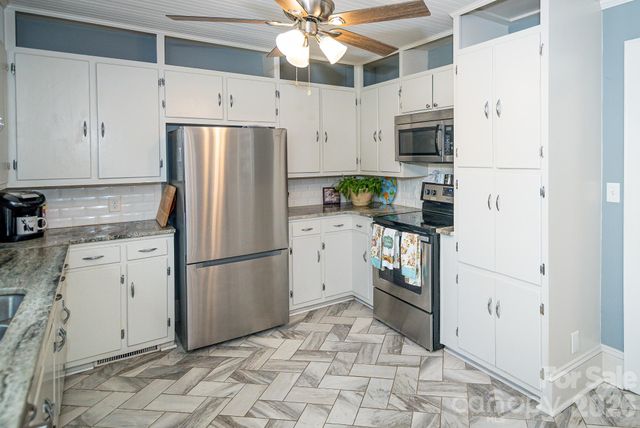 610 E Main Street, Cherryville, NC 28021