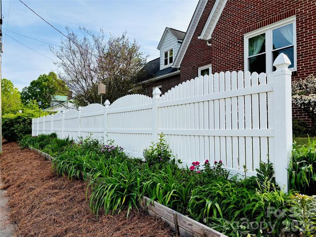 610 E Main Street, Cherryville, NC 28021