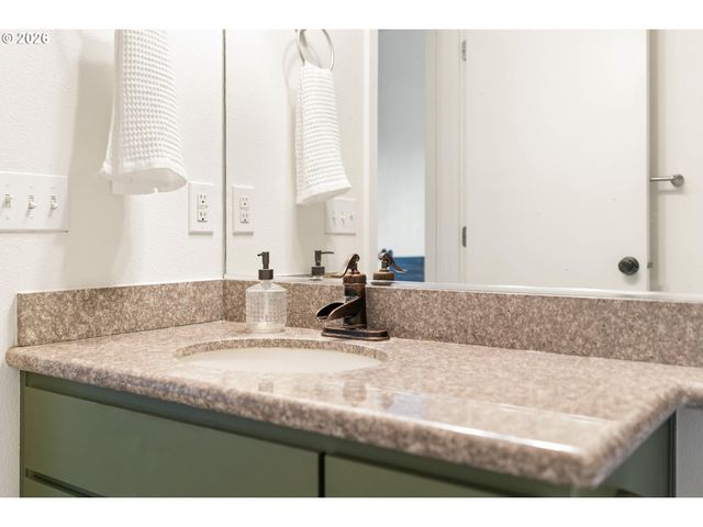 10800 Se 17TH Cir H97, Vancouver, WA 98664