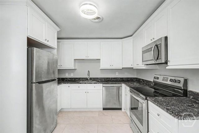 2109 Delesseps Avenue, Savannah, GA 31404