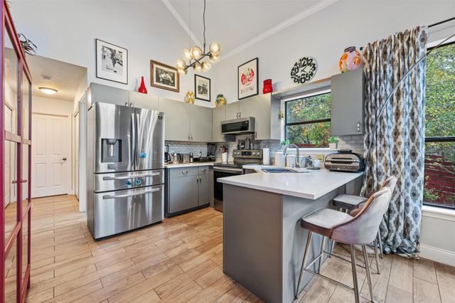 1204 Summit Edge DR, Austin, TX 78732