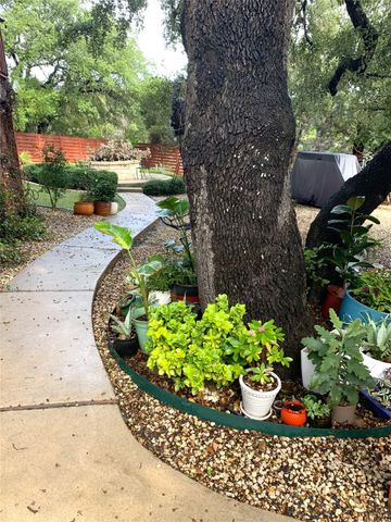 1204 Summit Edge DR, Austin, TX 78732