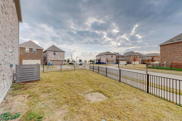 7524 Redondo Drive, Rowlett, TX 75088