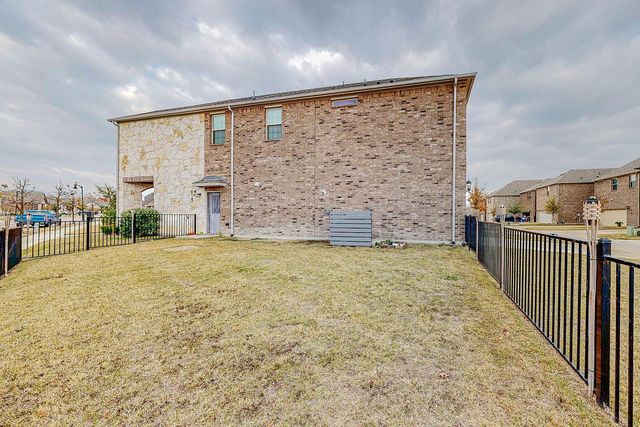7524 Redondo Drive, Rowlett, TX 75088