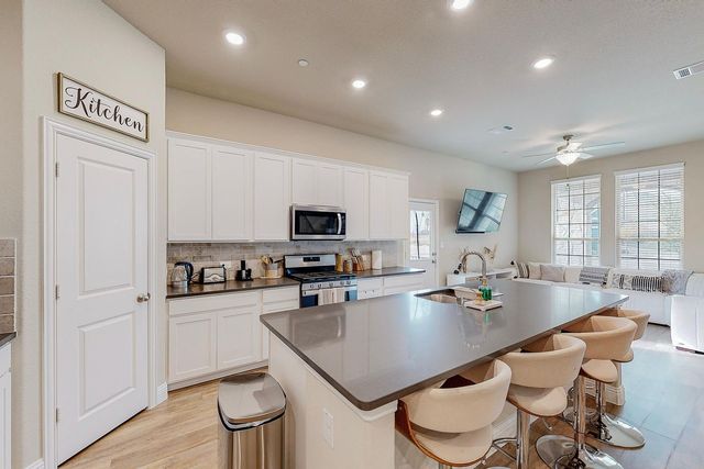 7524 Redondo Drive, Rowlett, TX 75088