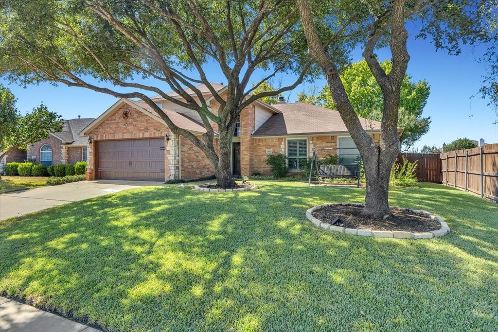 4600 Valleyview Drive, Mansfield, TX 76063 — photo 2