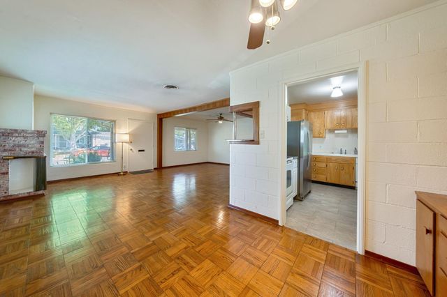 5208 Argo Way, Sacramento, CA 95820