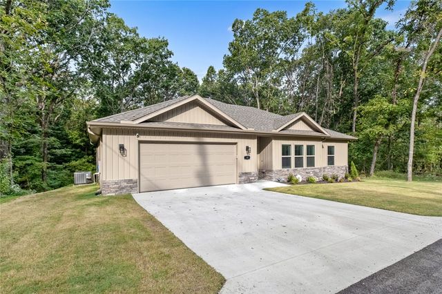 19 Coylton Drive, Bella Vista, AR 72715