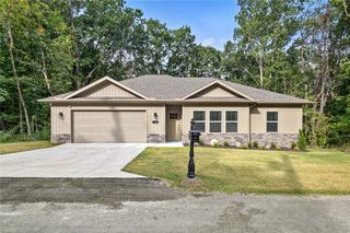 19 Coylton Drive, Bella Vista, AR 72715
