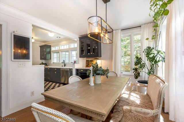 447 Elmwood Ave, Maplewood Twp., NJ 07040