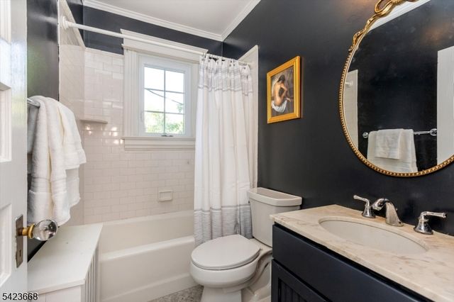 447 Elmwood Ave, Maplewood Twp., NJ 07040