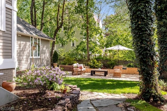 447 Elmwood Ave, Maplewood Twp., NJ 07040