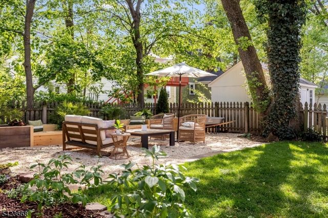 447 Elmwood Ave, Maplewood Twp., NJ 07040