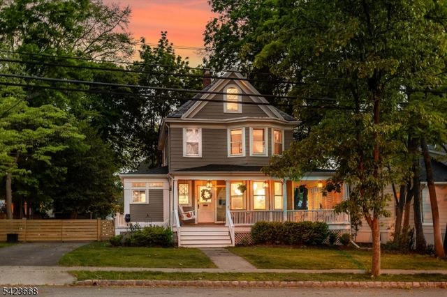 447 Elmwood Ave, Maplewood Twp., NJ 07040