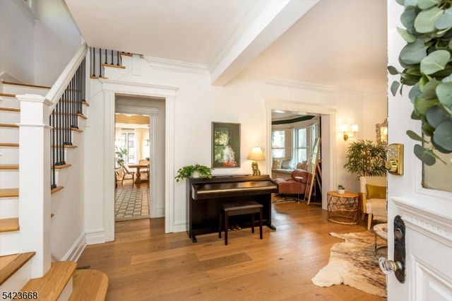 447 Elmwood Ave, Maplewood Twp., NJ 07040