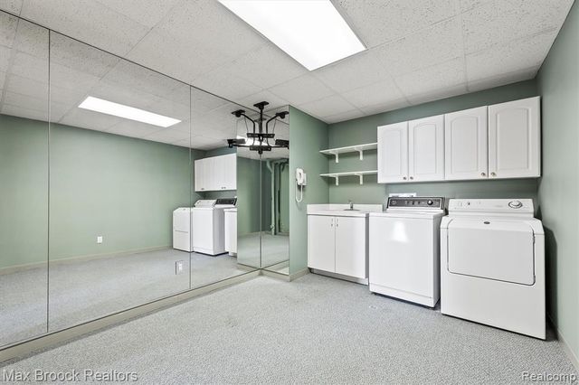 1832 Long Lake Shore Drive, Bloomfield Hills, MI 48302