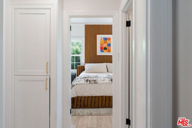 2209 N Gower Street, Los Angeles, CA 90068