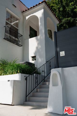 2209 N Gower Street, Los Angeles, CA 90068