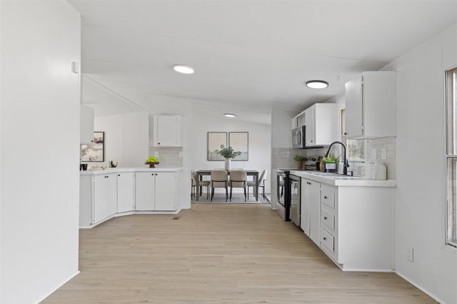 860 Morningwood DR, San Marcos, TX 78666