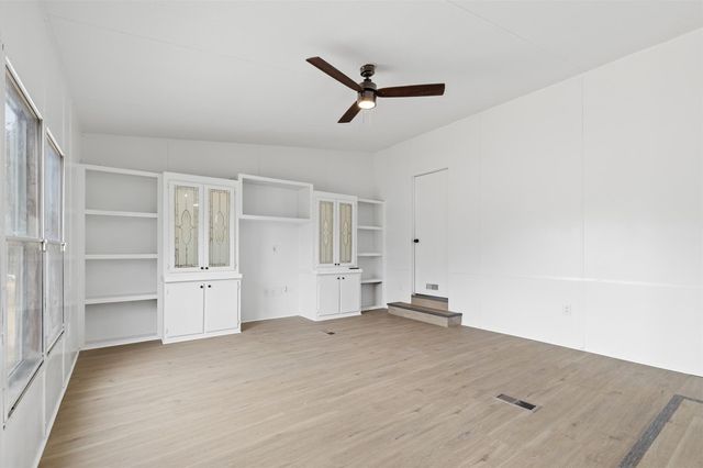 860 Morningwood DR, San Marcos, TX 78666