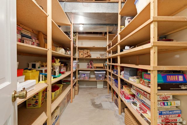 1690 E GENTILE ST, Layton, UT 84040