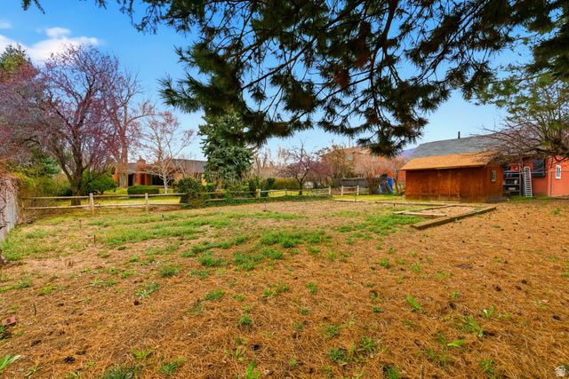 1690 E GENTILE ST, Layton, UT 84040