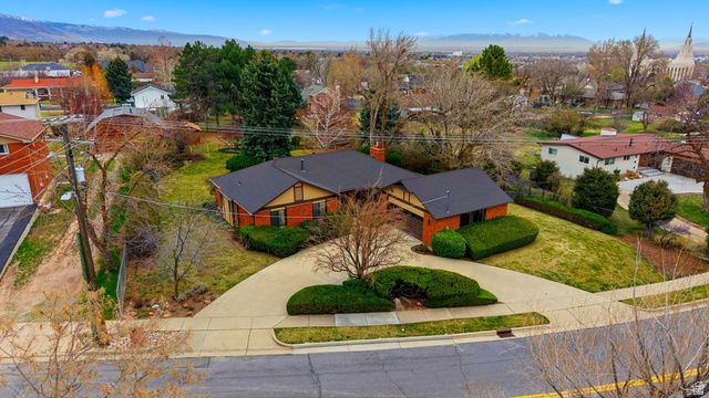 1690 E GENTILE ST, Layton, UT 84040