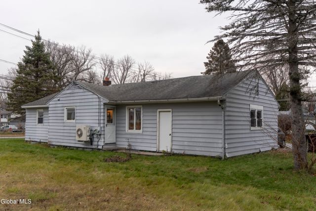 7 Linden Drive, Hudson Falls, NY 12839