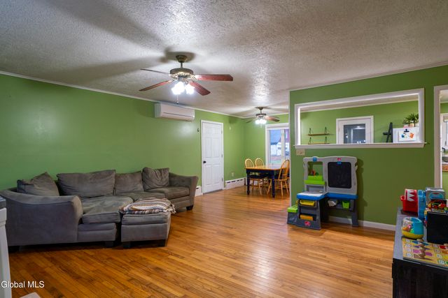 7 Linden Drive, Hudson Falls, NY 12839