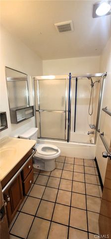 14805 Chase Street 105, Panorama City (los Angeles), CA 91402