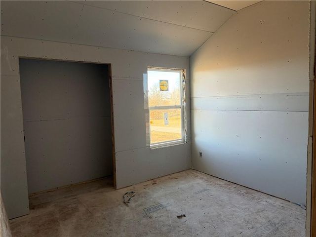 20702 Emerald Street, Spring Hill, KS 66083