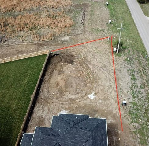 20702 Emerald Street, Spring Hill, KS 66083