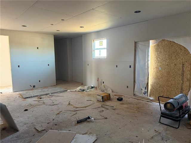 20702 Emerald Street, Spring Hill, KS 66083